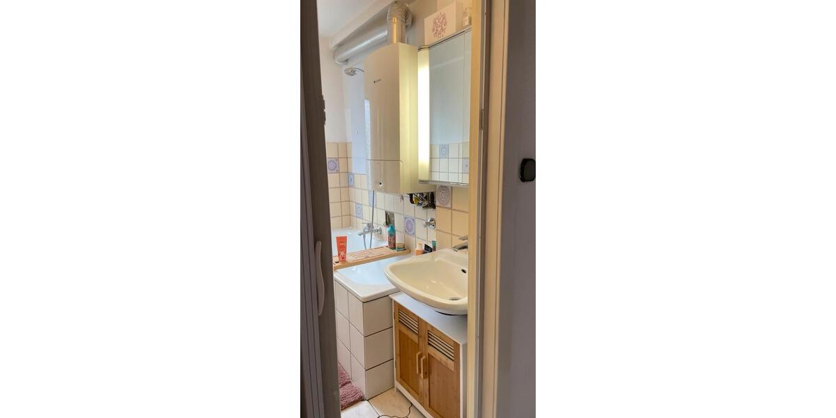 Etagenwohnung Bochum Bochum-Mitte - 2.5 Zimmer, 50 m&sup2;, 680&euro; | Angebot:25942907