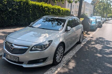Opel Insignia 113.800 km 9.800 &euro; Bochum 44809