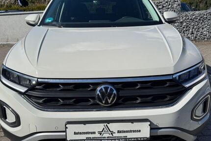 VW T-Roc 143.010 km 17.999 &euro; Mülheim / Ruhr 45473