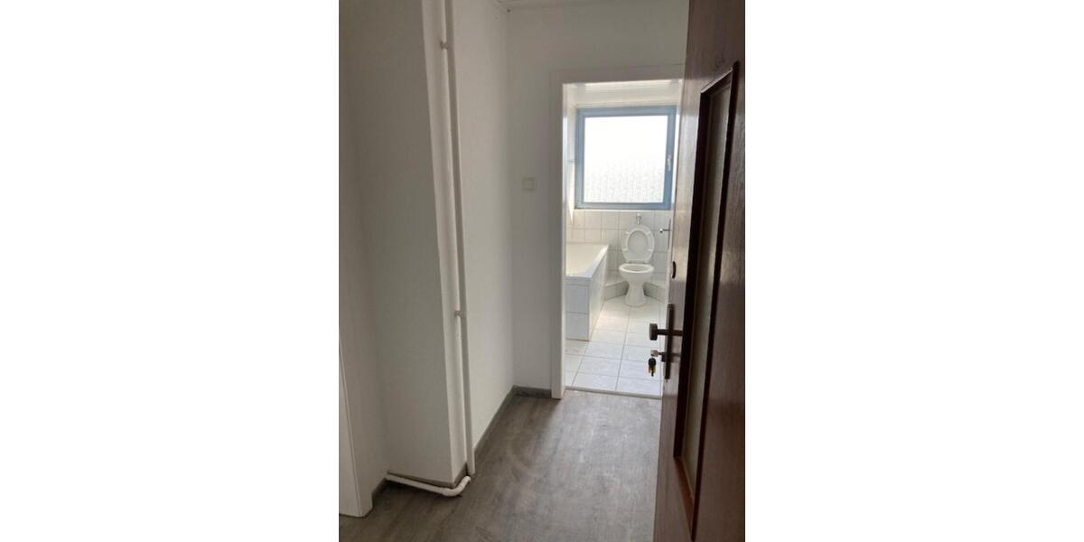 Etagenwohnung Dortmund Innenstadt Nord - 1.5 Zimmer, 38 m&sup2;, 300&euro; | Angebot:25905022