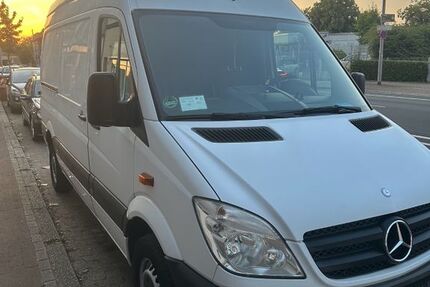Mercedes-Benz Sprinter 195.000 km 10.999 &euro; Oberhausen 46045