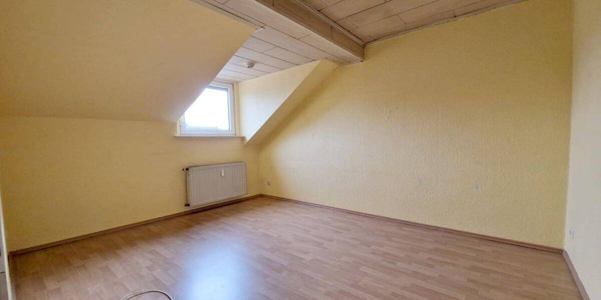 Etagenwohnung Oberhausen Schlad - 3 Zimmer, 100 m&sup2;, 685&euro; | Angebot:26544110
