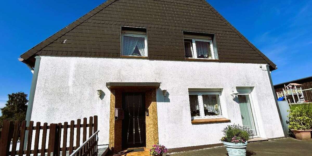 Einfamilienhaus Wuppertal Gemarkung Langerfeld - 5 Zimmer, 138 m&sup2;, 319.000&euro; | Angebot:24839047