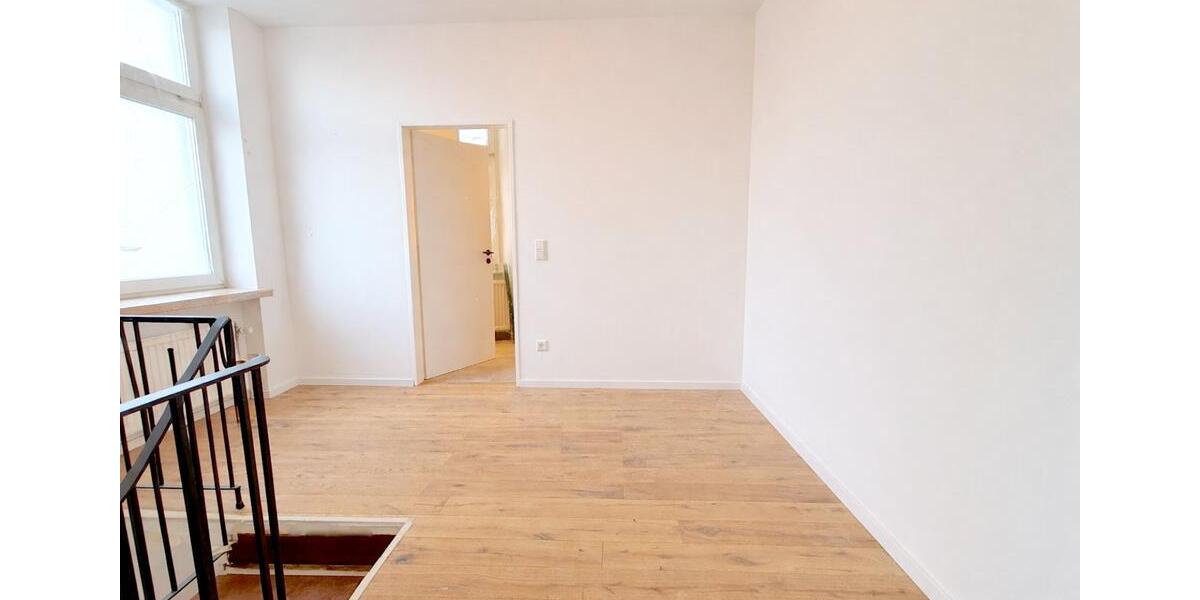 Maisonettenwohnung Wuppertal Barmen - 2.5 Zimmer, 65 m&sup2;, 156.000&euro; | Angebot:24979107