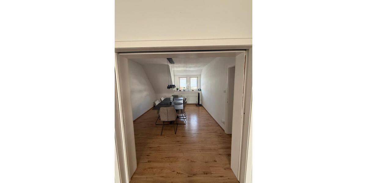 Dachgeschoßwohnung Gladbeck - 4.5 Zimmer, 83 m&sup2;, 750&euro; | Angebot:25806783