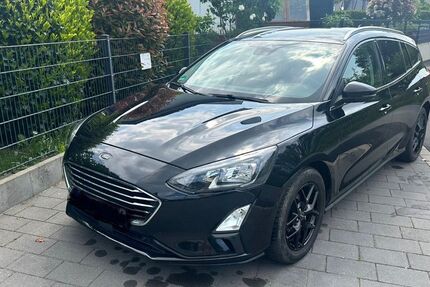 Ford Focus 135.106 km 12.499 &euro; Holzwickede 59439