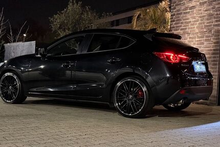 Mazda 3 188.000 km 9.800 &euro; Herten 45699