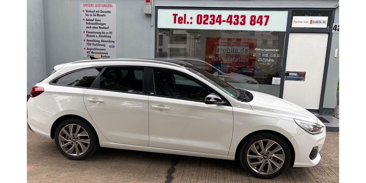 Hyundai i30 46.330 km 15.990 &euro; Bochum 44795