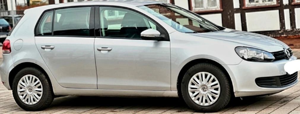 VW Golf 135.000 km 5.400 &euro; Essen 45326
