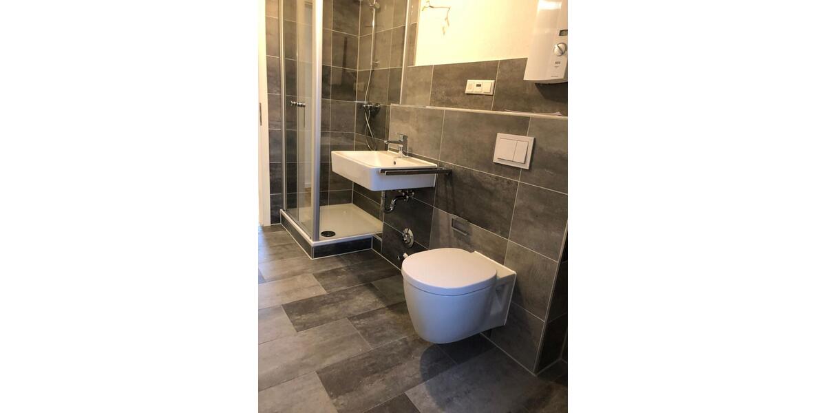 Dachgeschoßwohnung Essen Stadtbezirk III - 2 Zimmer, 42 m&sup2;, 488&euro; | Angebot:25942581