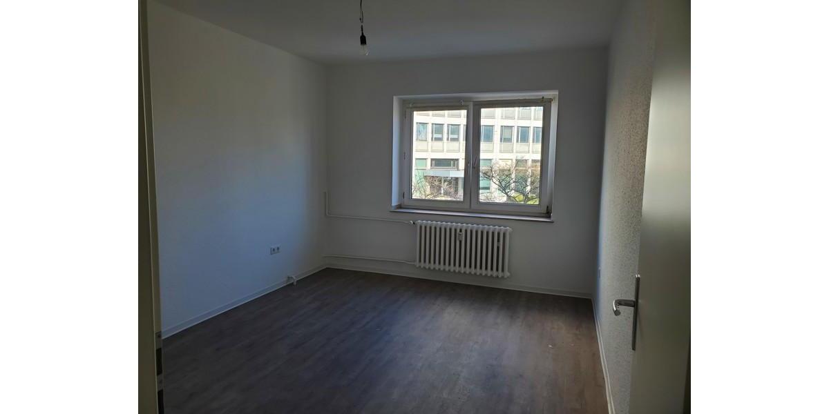 Etagenwohnung Essen Südviertel - 3 Zimmer, 72 m&sup2;, 728&euro; | Angebot:25356224
