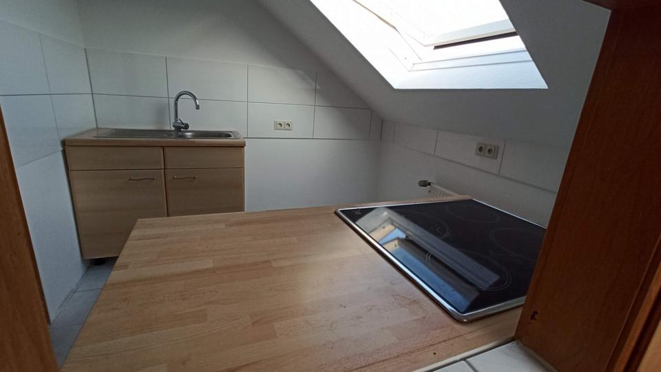 Dachgeschoßwohnung Wuppertal Gemarkung Langerfeld - 2 Zimmer, 60 m&sup2;, 450&euro; | Angebot:25967629