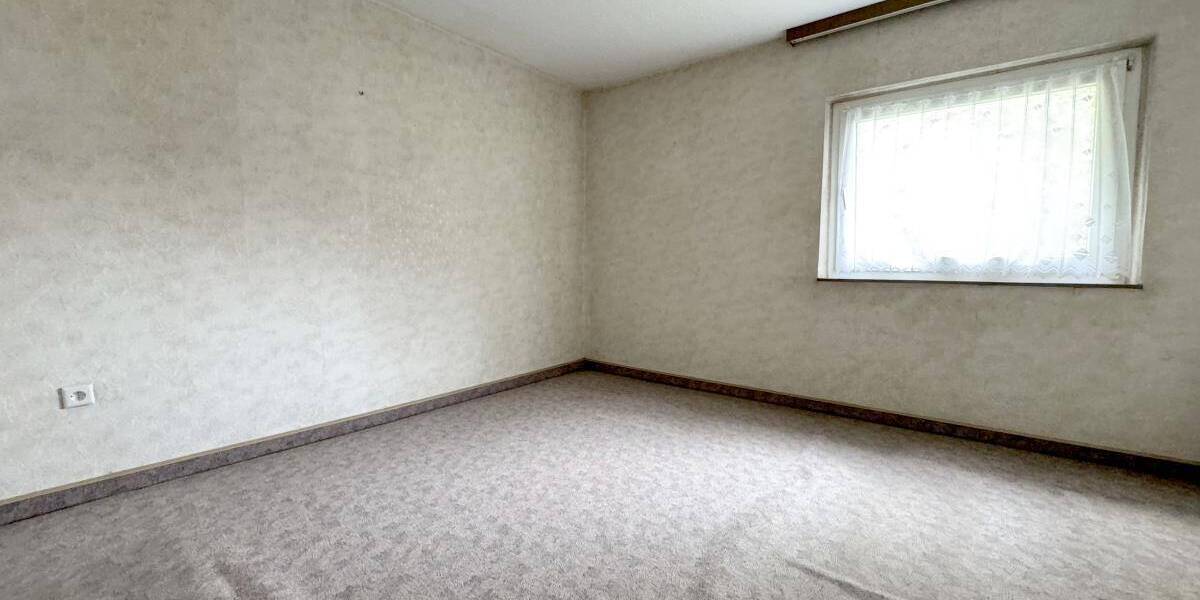 Einfamilienhaus Oberhausen Sterkrade-Mitte - 8 Zimmer, 145 m&sup2;, 275.000&euro; | Angebot:26572490