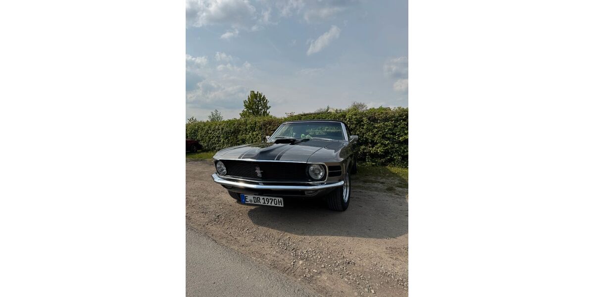 Ford Mustang 77.877 km 50.000 &euro; Essen 45357