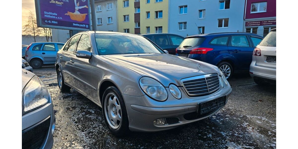 Mercedes-Benz E 200 163.000 km 3.999 &euro; Essen 45144