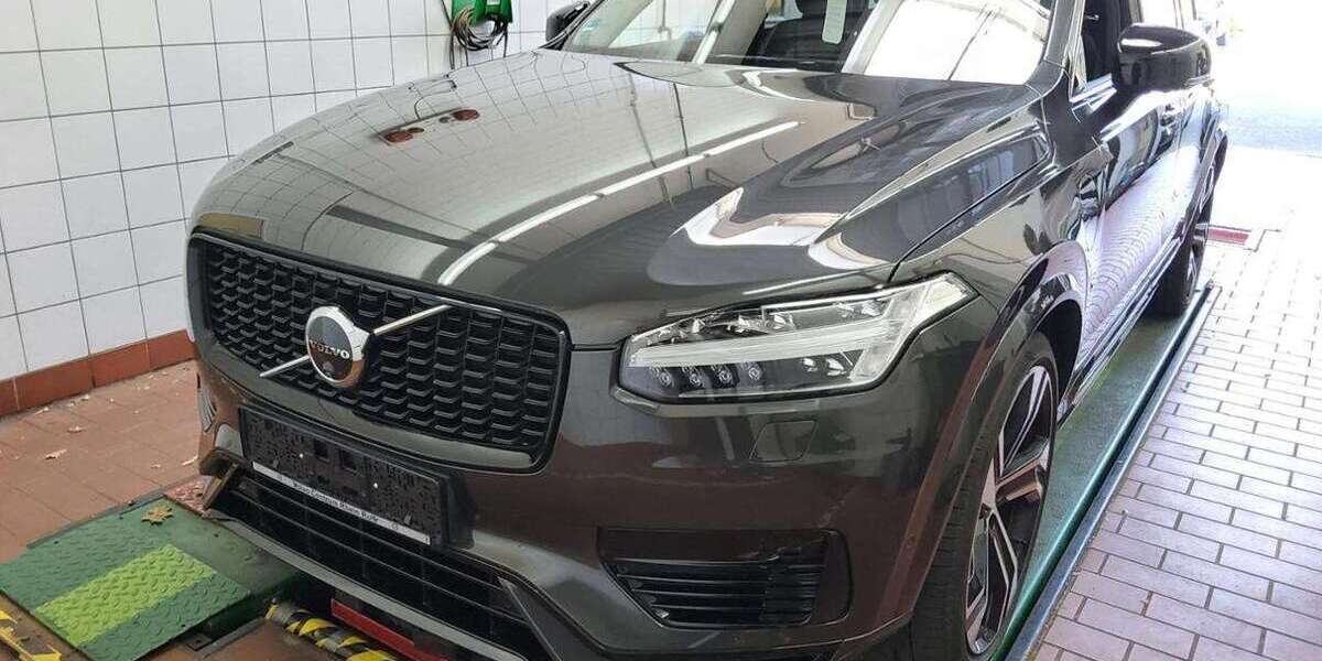 Volvo XC90 76.022 km 54.950 &euro; Mülheim an der Ruhr 45472