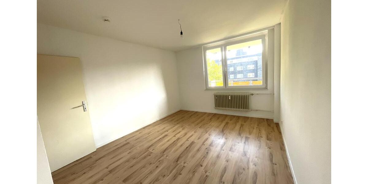 Etagenwohnung Wuppertal Gemarkung Nächstebreck - 2.5 Zimmer, 64 m&sup2;, 560&euro; | Angebot:25857618