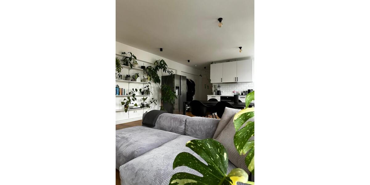 Etagenwohnung Essen Stadtkern - 2 Zimmer, 83 m&sup2;, 960&euro; | Angebot:25261449