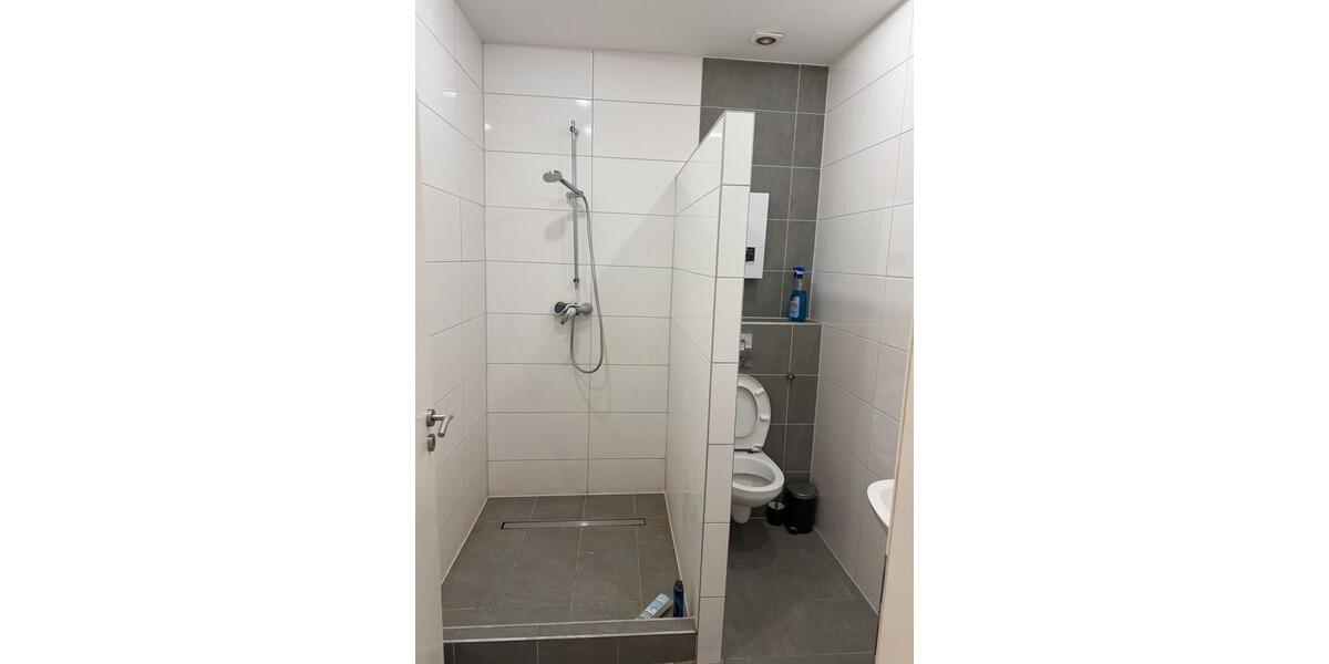 Erdgeschoßwohnung Essen Stadtbezirk V - 1.5 Zimmer, 40 m&sup2;, 400&euro; | Angebot:26453835