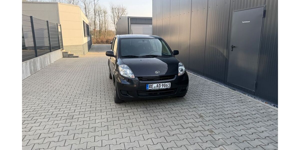 Daihatsu Sirion 128.000 km 3.000 &euro; Oer-erkenschwick 45739