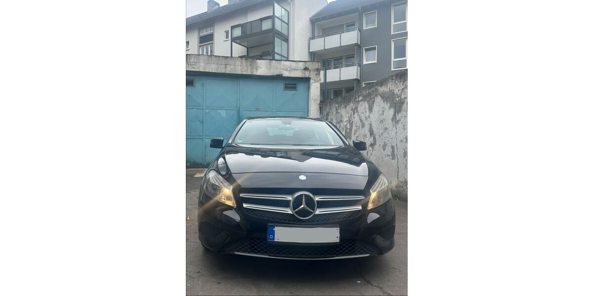 Mercedes-Benz A 180 220.000 km 8.500 &euro; Dortmund 44145