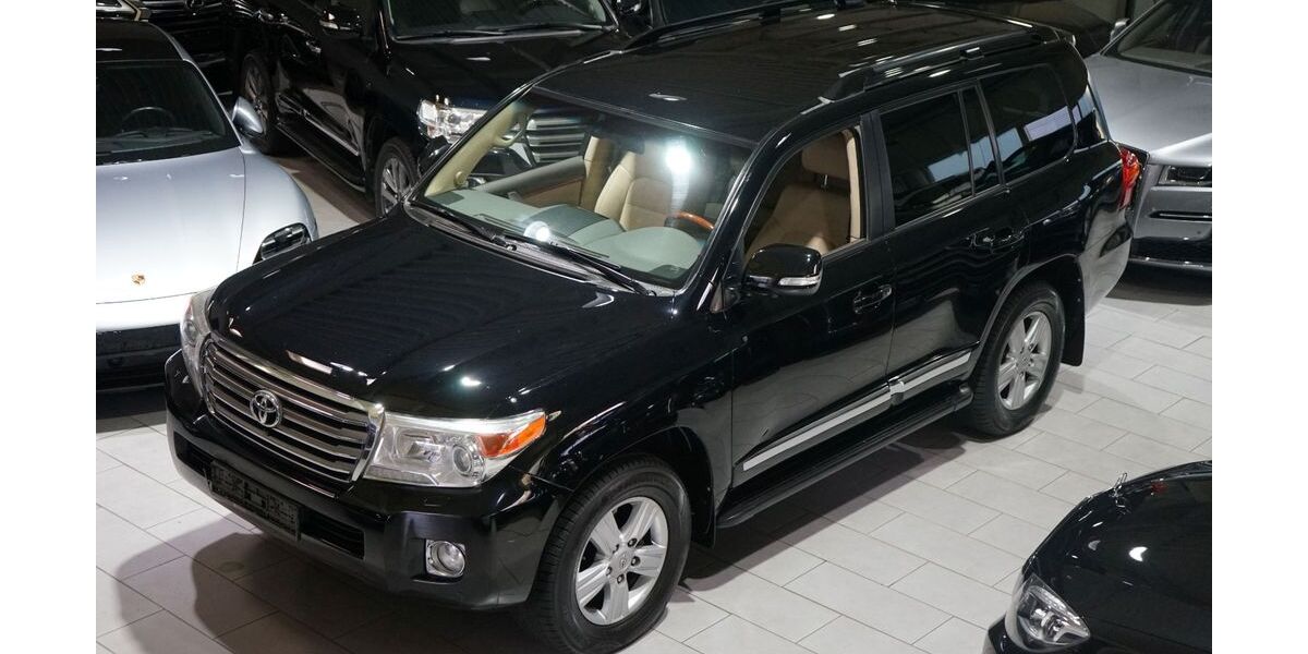 Toyota Land Cruiser 277.000 km 38.888 &euro; Dortmund 44269