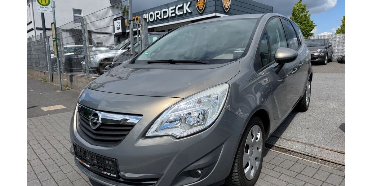 Opel Meriva 74.200 km 5.350 &euro; Velbert 42551