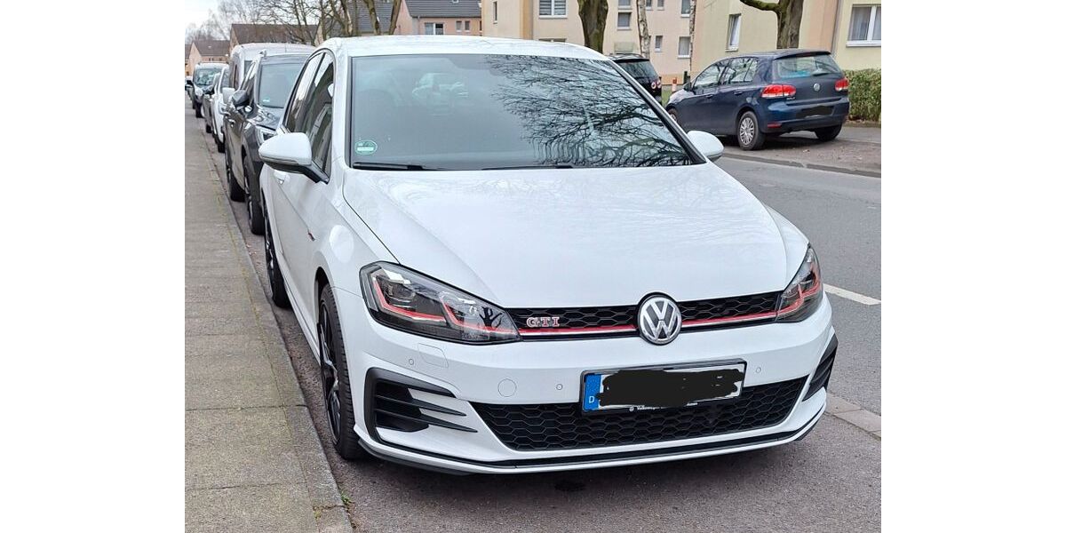 VW Golf 89.000 km 22.300 &euro; Recklinghausen 45661