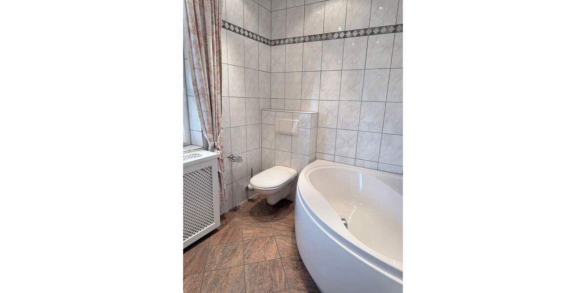 Terrassenwohnung Herne Horsthausen - 2 Zimmer, 130 m&sup2;, 1.300&euro; | Angebot:25746820