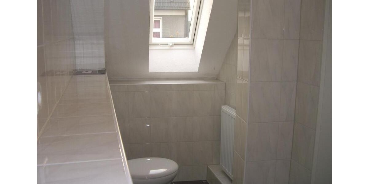 Dachgeschoßwohnung Bochum Bochum-Nord - 1 Zimmer, 20 m&sup2;, 350&euro; | Angebot:25903085