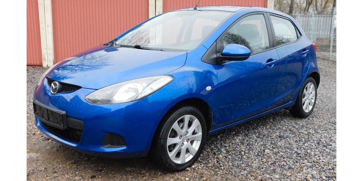 Mazda 2 130.508 km 2.599 &euro; Mülheim 45473