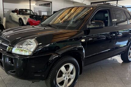 Hyundai TUCSON 121.000 km 5.990 &euro; Gelsenkirchen 45881