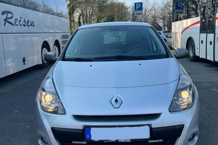 Renault Clio 111.200 km 4.590 &euro; Velbert 42549