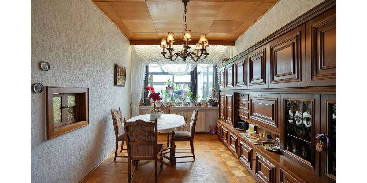 Reihenmittelhaus Bochum Harpen - 5 Zimmer, 109 m&sup2;, 295.000&euro; | Angebot:26570407