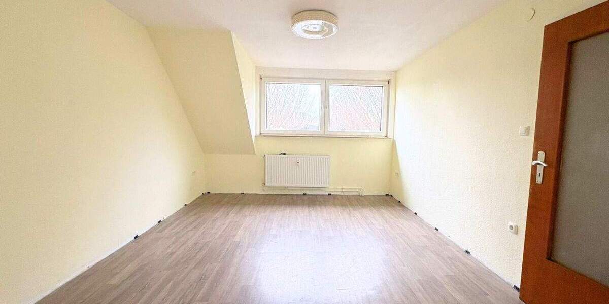 Etagenwohnung Gelsenkirchen Neustadt - 3 Zimmer, 80 m&sup2;, 490&euro; | Angebot:25679212