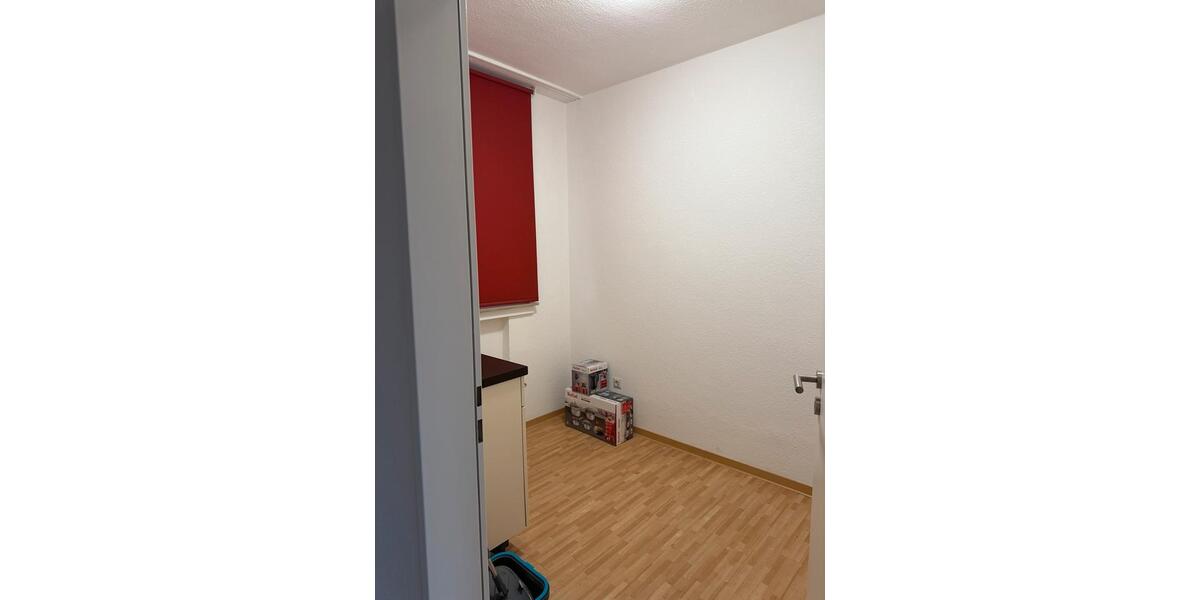 Etagenwohnung Essen Stadtbezirk V - 3 Zimmer, 67 m&sup2;, 670&euro; | Angebot:25439769