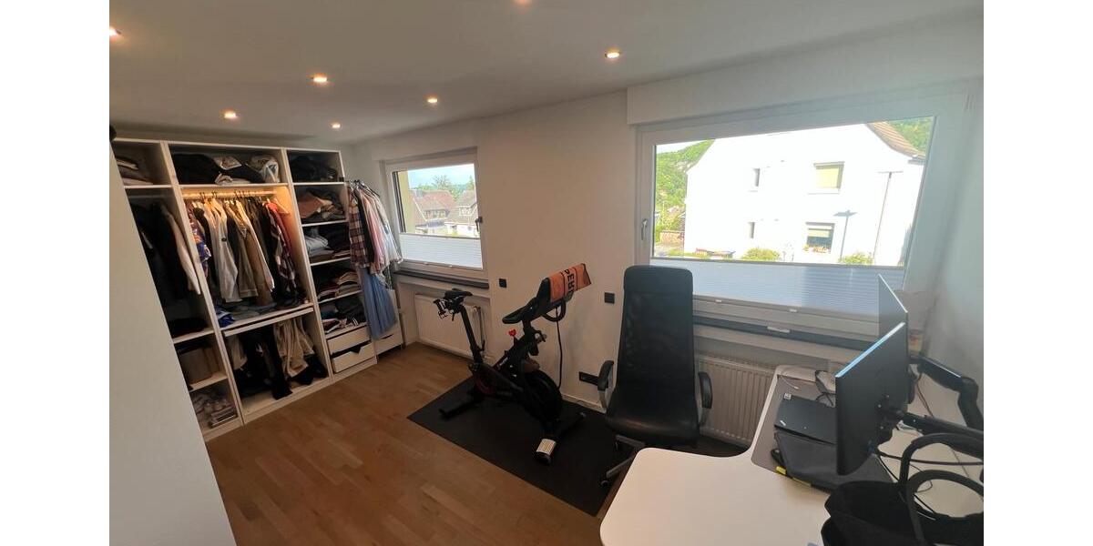 Hochparterre Velbert Langenberg - 3 Zimmer, 96 m&sup2;, 289.000&euro; | Angebot:27290685