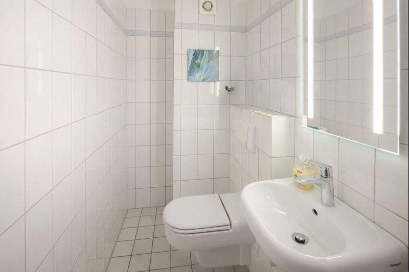 Einfamilienhaus Essen Burgaltendorf - 9 Zimmer, 256 m&sup2;, 870.000&euro; | Angebot:25744185