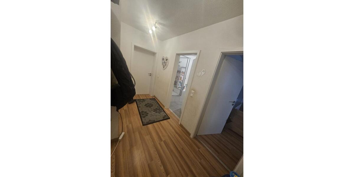 Erdgeschoßwohnung Gladbeck - 3 Zimmer, 84 m&sup2;, 550&euro; | Angebot:25892863