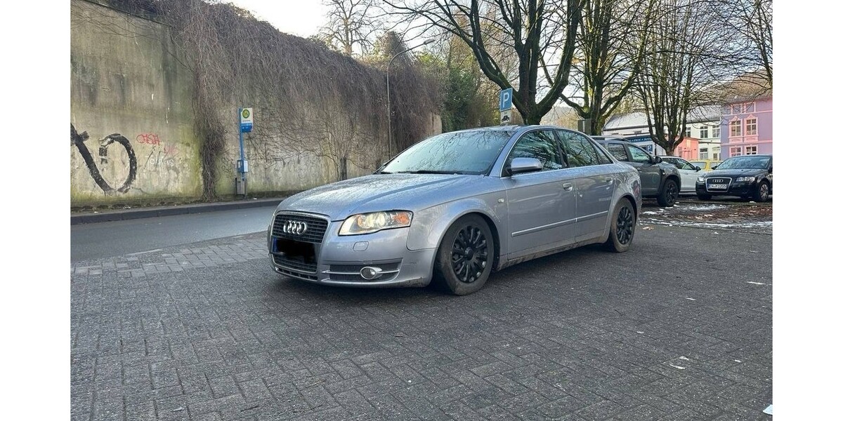 Audi A4 (B7) 230.000 km 2.500 &euro; Wuppertal 42275