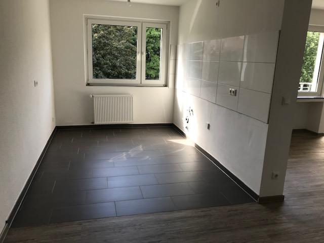 Etagenwohnung Mülheim an der Ruhr Broich - 3 Zimmer, 76 m&sup2;, 761&euro; | Angebot:25084536