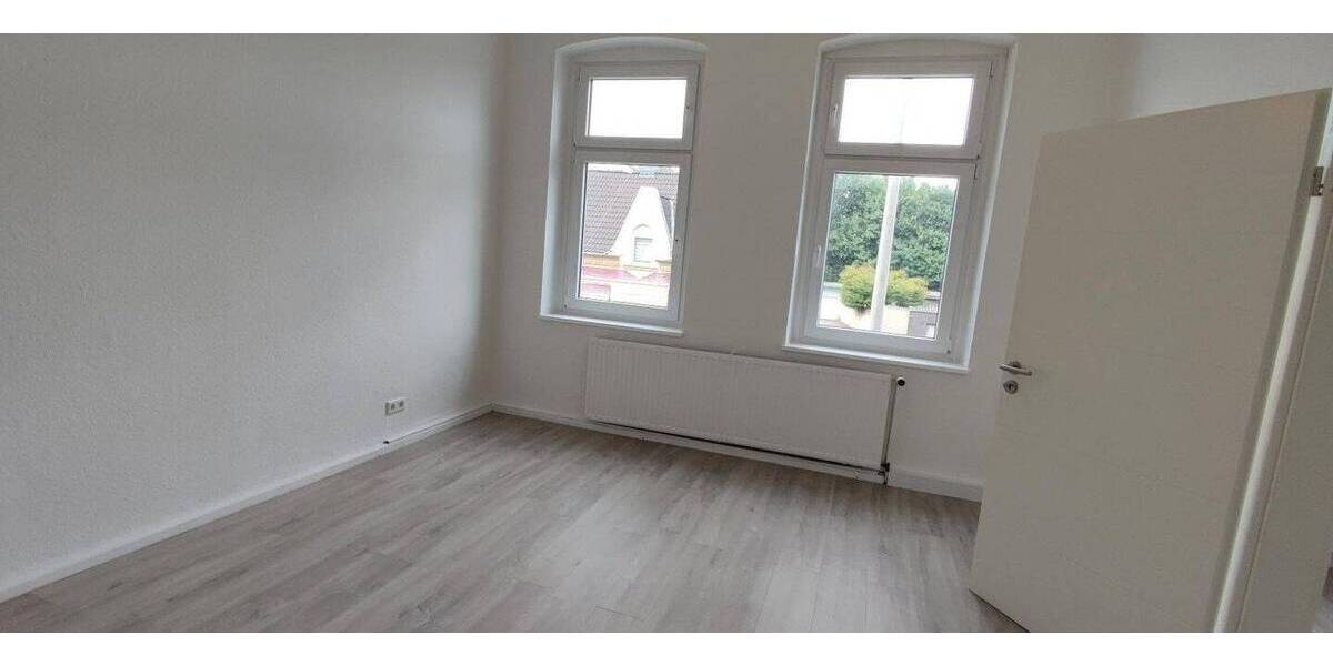 Etagenwohnung Oberhausen Buschhausen - 4 Zimmer, 88 m&sup2;, 1.000&euro; | Angebot:26037047