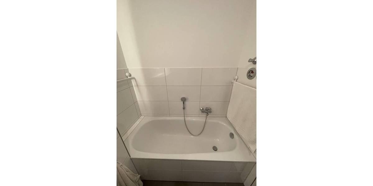 Etagenwohnung Dortmund Hörde - 3 Zimmer, 90 m&sup2;, 1.445&euro; | Angebot:26695018