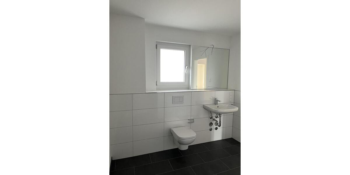 Erdgeschoßwohnung Essen Stadtbezirk V - 2 Zimmer, 63 m&sup2;, 657&euro; | Angebot:25209204