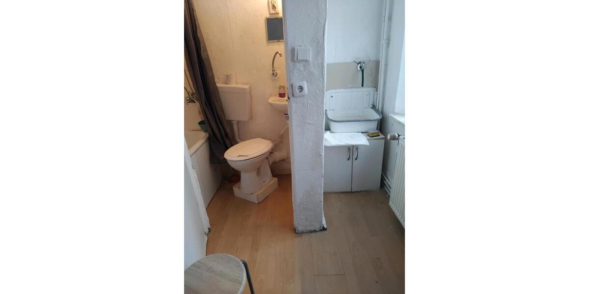 Etagenwohnung Bochum Bochum-Mitte - 1 Zimmer, 17 m&sup2;, 250&euro; | Angebot:26017926
