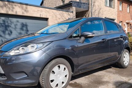 Ford Fiesta 118.400 km 3.000 &euro; Essen 45356