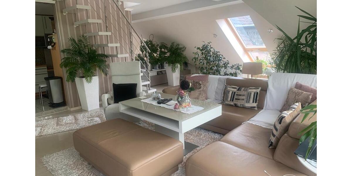 Dachgeschoßwohnung Gelsenkirchen Rotthausen - 5 Zimmer, 127 m&sup2;, 215.000&euro; | Angebot:25292808