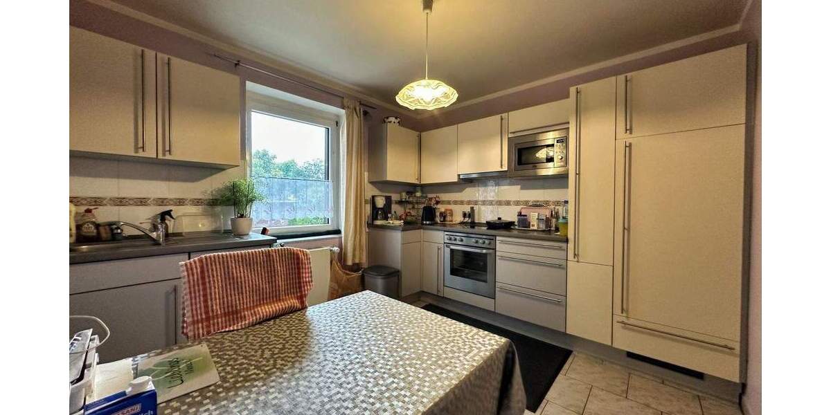 Etagenwohnung Essen Altenessen-Süd - 3 Zimmer, 88 m&sup2;, 140.000&euro; | Angebot:25686502