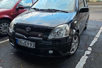Toyota Yaris 250.711 km 2.950 &euro; Dortmund 44227