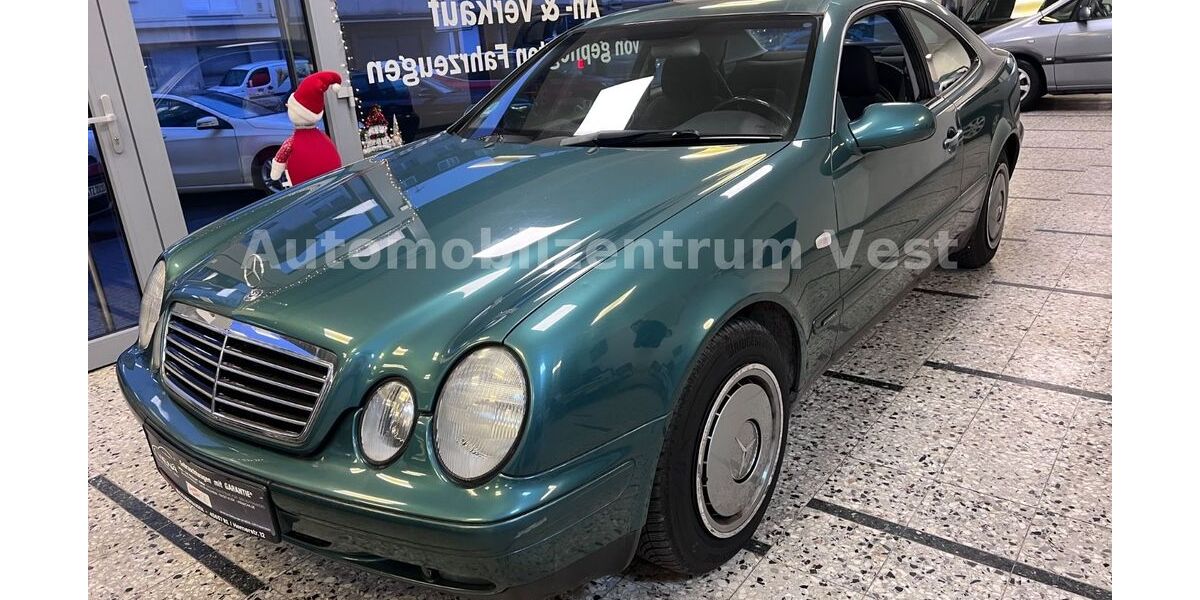 Mercedes-Benz CLK 200 179.000 km 2.680 &euro; Recklinghausen 45657